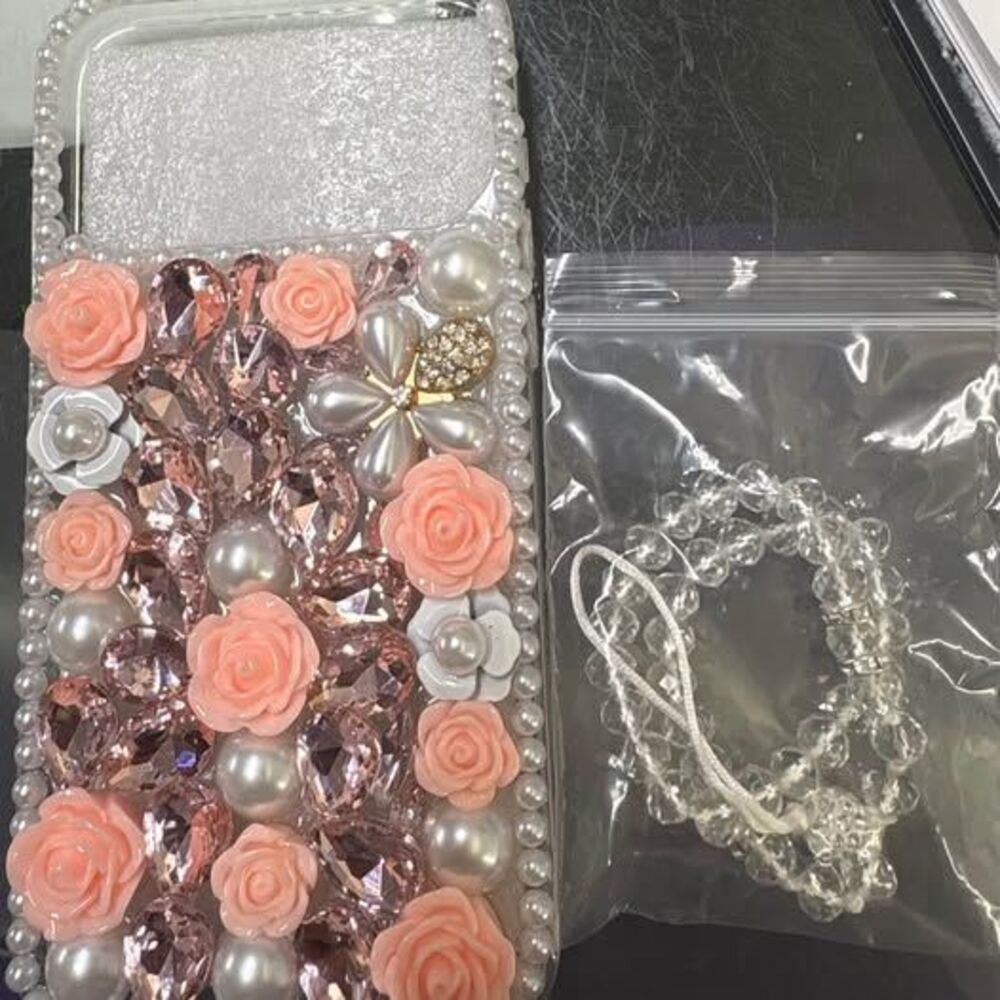 Pink Rose and Pearl Crystal Case with Matching Wrist Strap iPhone 17 Pro Max 